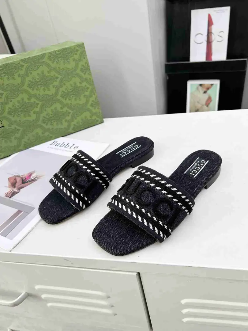 B8118170橡胶底（皮底3370200）G家火爆凉拖 35-43码， gallery