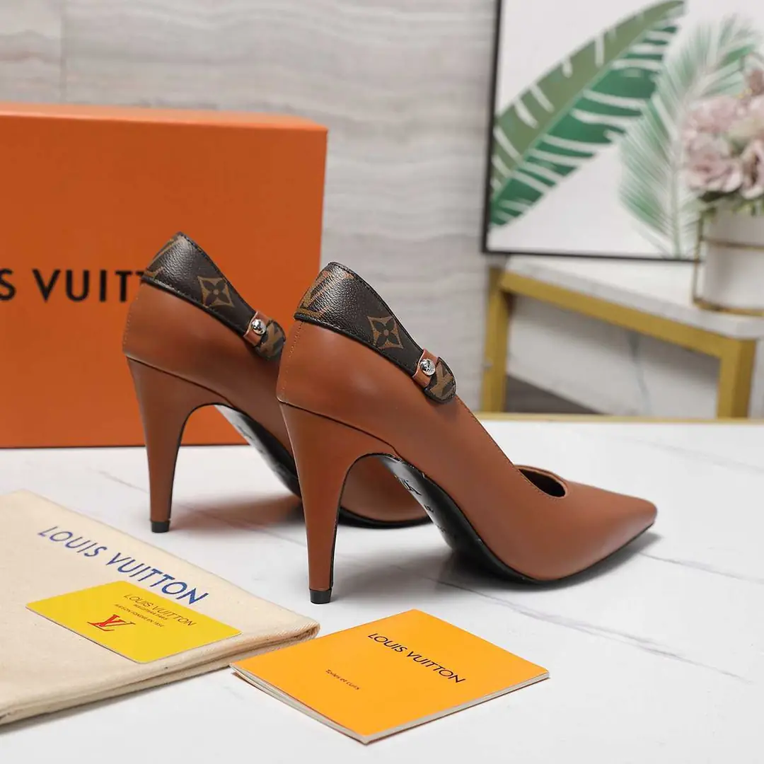 B8126340  高版本  LV LEGACY 露跟 高跟鞋 后空凉鞋 gallery