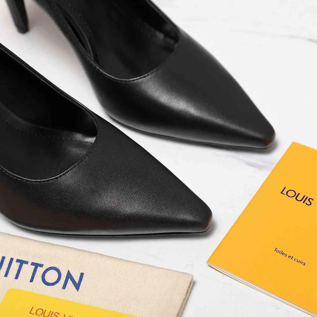 B8126340  高版本  LV LEGACY 露跟 高跟鞋 后空凉鞋 gallery