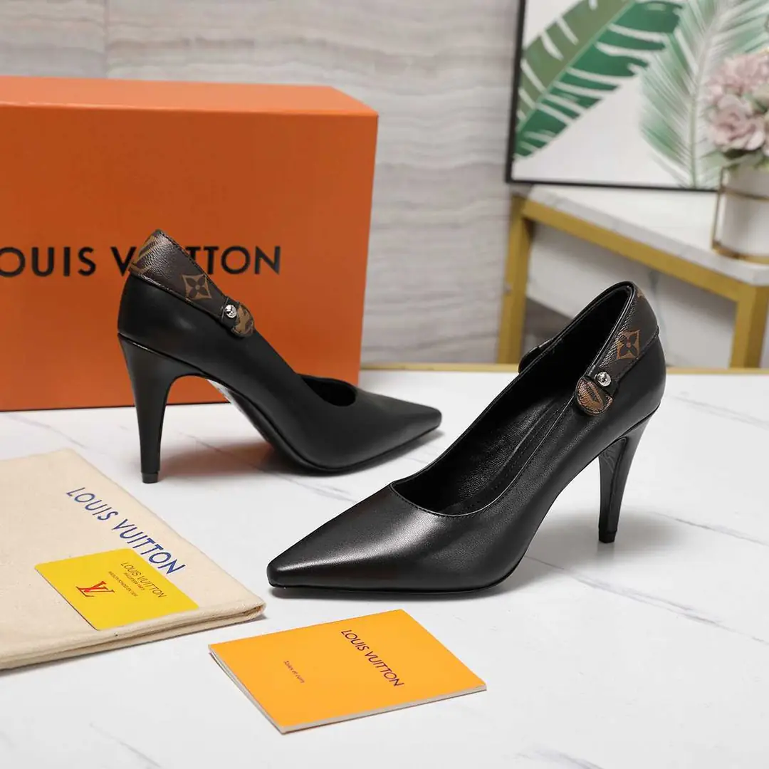 B8126340  高版本  LV LEGACY 露跟 高跟鞋 后空凉鞋 gallery