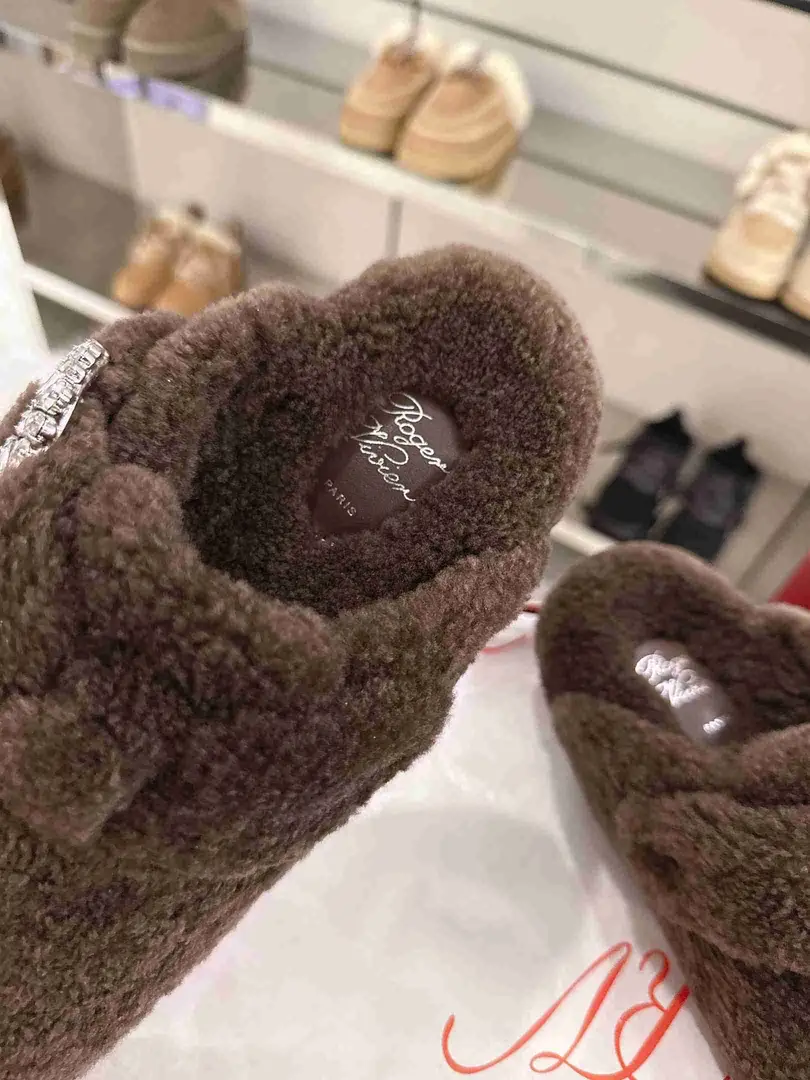 B8133260 本款Slidy Viv' 拖鞋 gallery