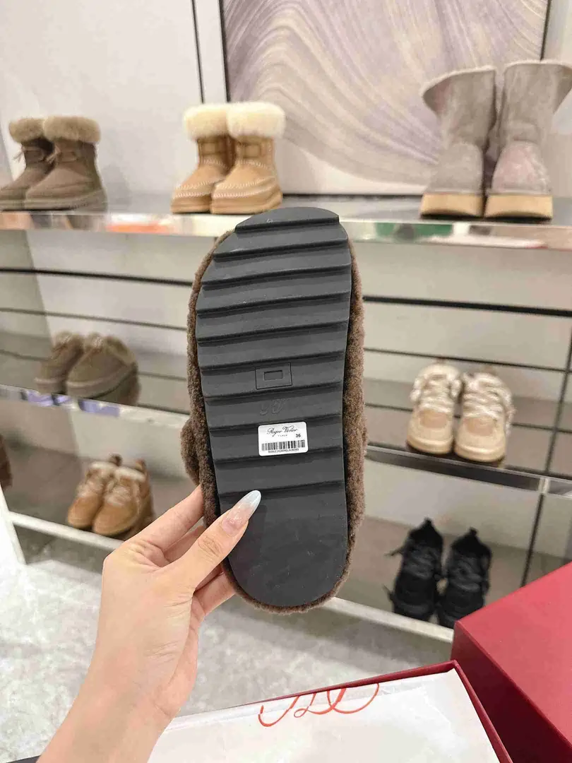 B8133260 本款Slidy Viv' 拖鞋 gallery