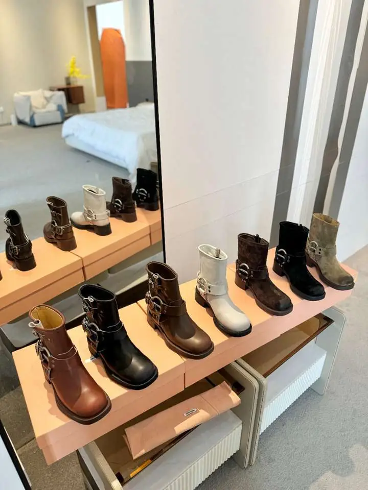 B8156480  Miu Miu 走秀款 马丁骑士靴 35-39码（40.41定做 ） gallery