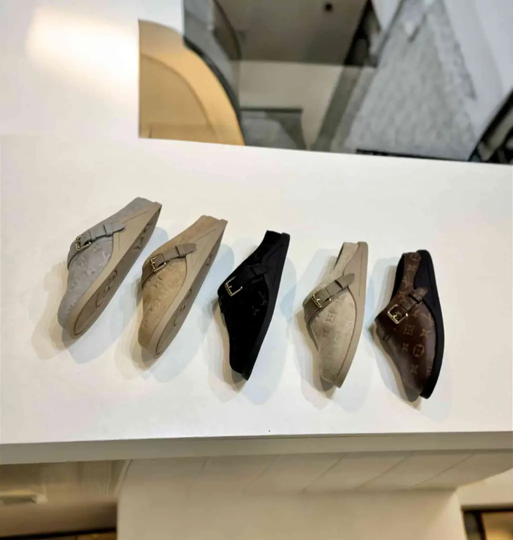 B8158270💓驴家休闲款半拖  35-41码 gallery