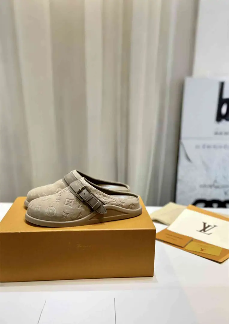 B8158270💓驴家休闲款半拖  35-41码 gallery