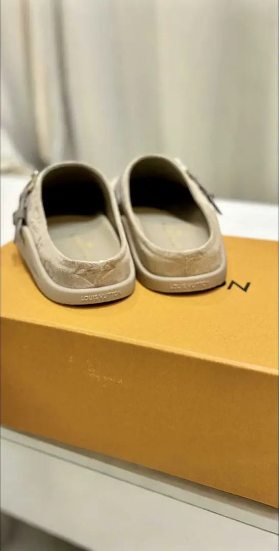 B8158270💓驴家休闲款半拖  35-41码 gallery