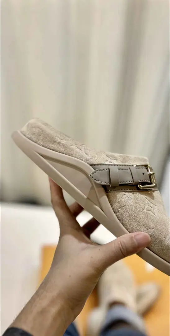 B8158270💓驴家休闲款半拖  35-41码 gallery