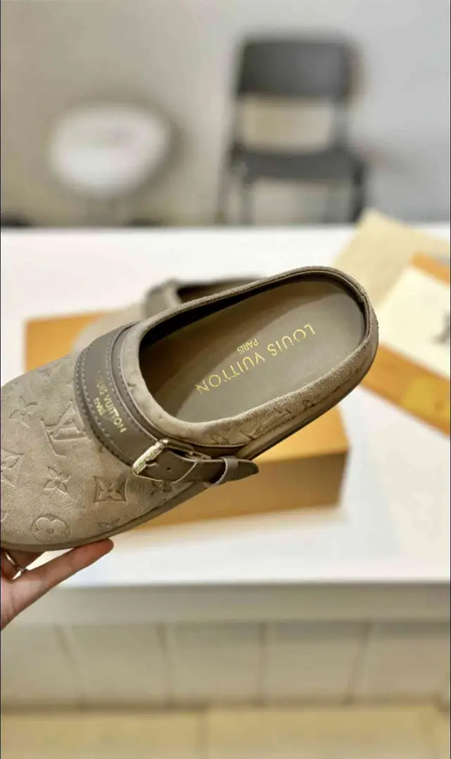 B8158270💓驴家休闲款半拖  35-41码 gallery