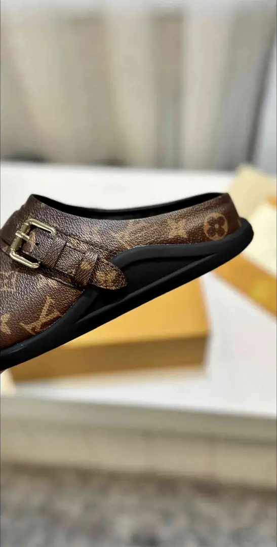 B8158270💓驴家休闲款半拖  35-41码 gallery