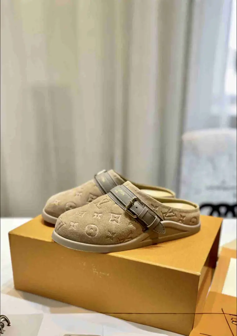 B8158270💓驴家休闲款半拖  35-41码 gallery