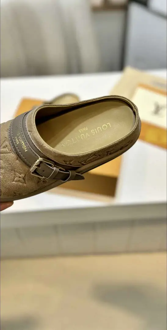 B8158270💓驴家休闲款半拖  35-41码 gallery