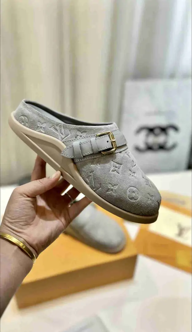 B8158270💓驴家休闲款半拖  35-41码 gallery