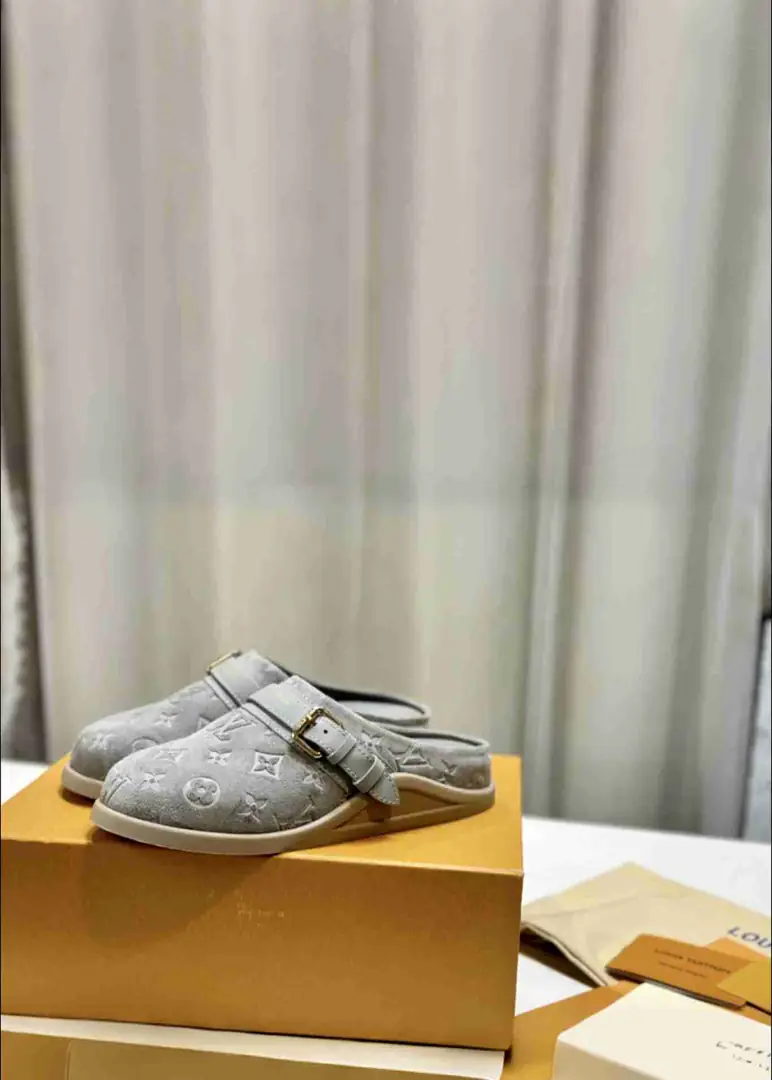 B8158270💓驴家休闲款半拖  35-41码 gallery