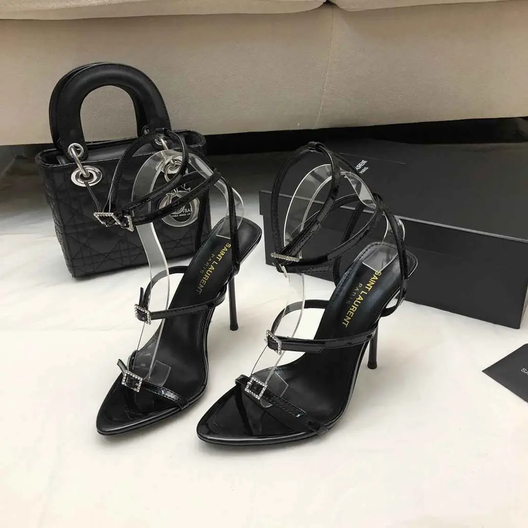 B8179300  圣罗兰时尚钻扣凉鞋 35-39 gallery