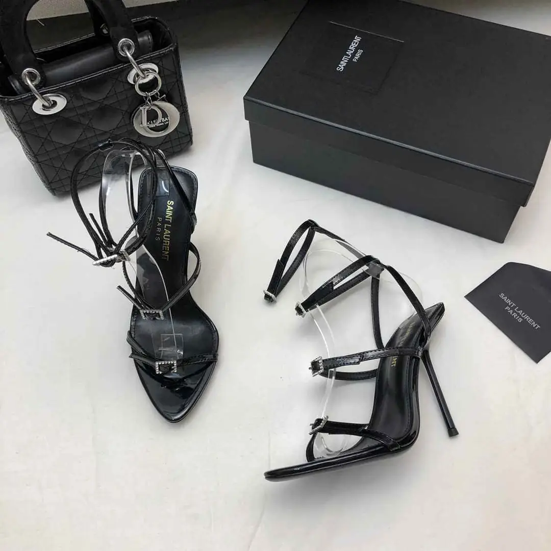 B8179300  圣罗兰时尚钻扣凉鞋 35-39 gallery