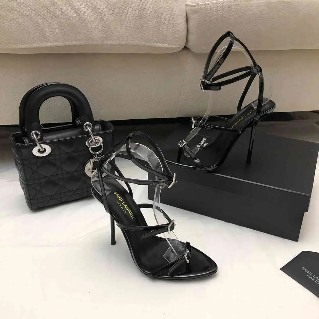 B8179300  圣罗兰时尚钻扣凉鞋 35-39 gallery