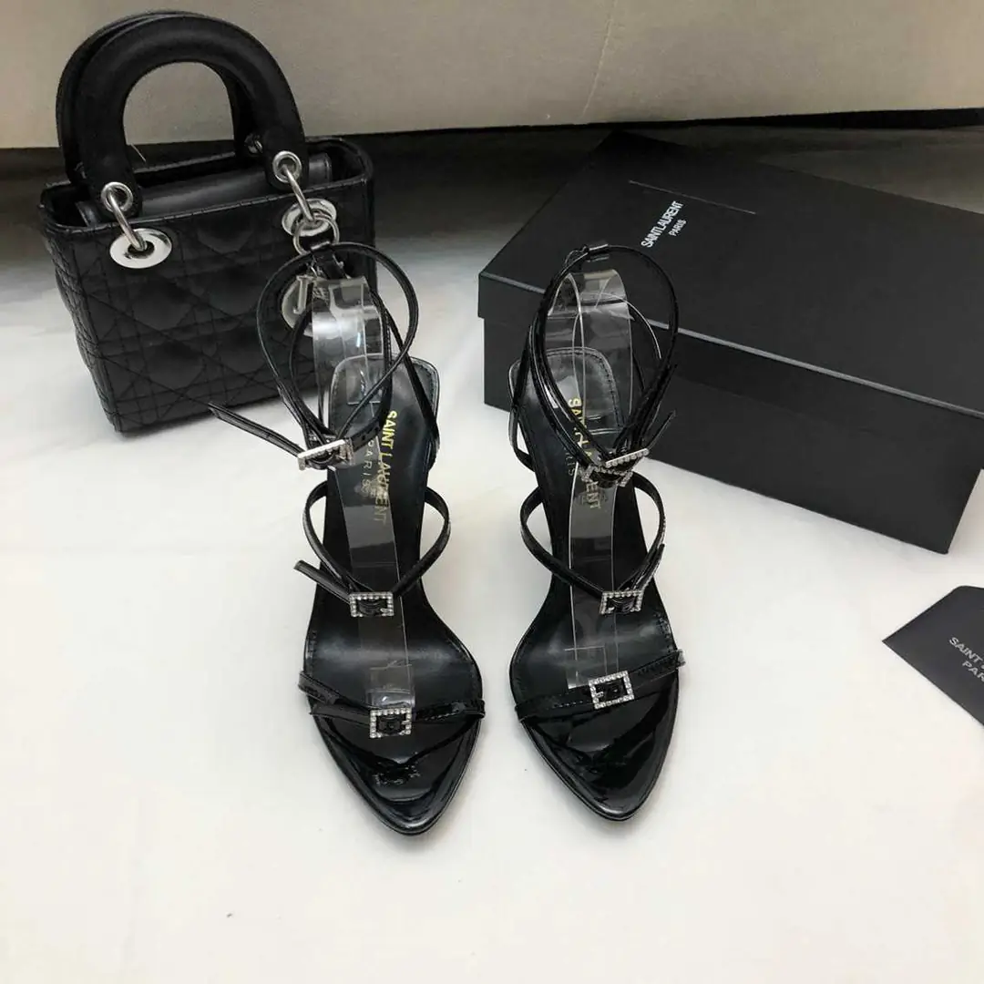 B8179300  圣罗兰时尚钻扣凉鞋 35-39 gallery