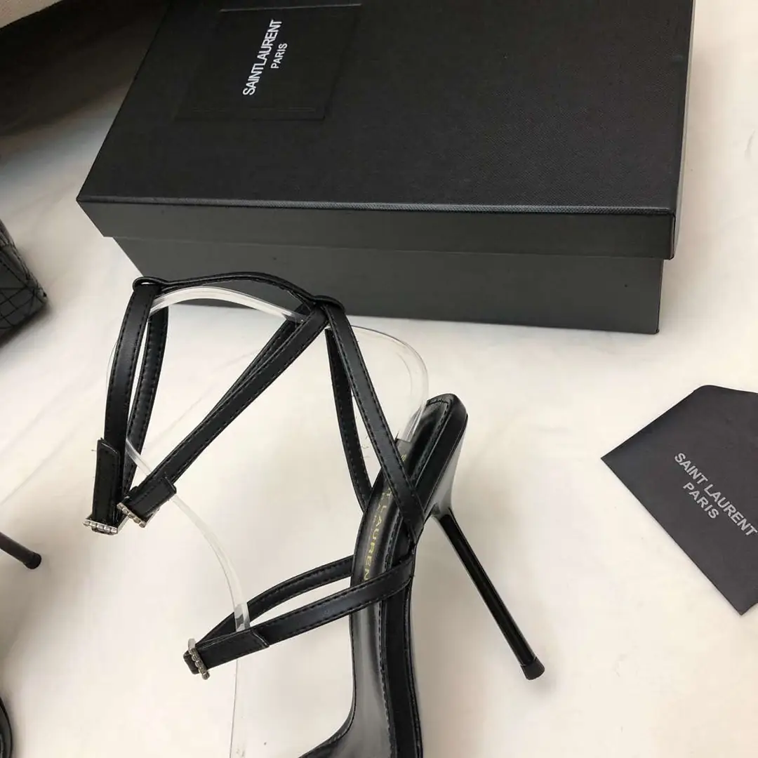 B8179300  圣罗兰时尚钻扣凉鞋 35-39 gallery