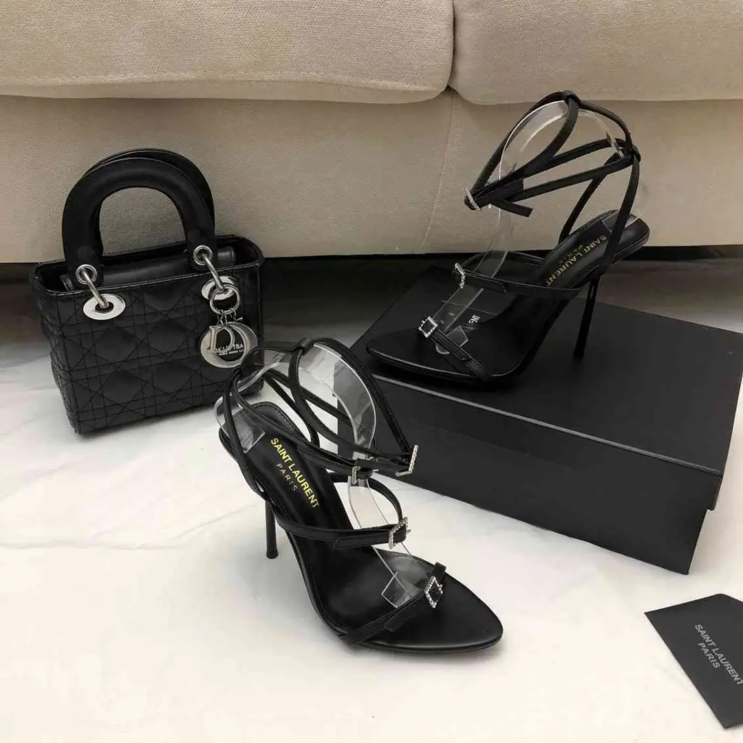 B8179300  圣罗兰时尚钻扣凉鞋 35-39 gallery