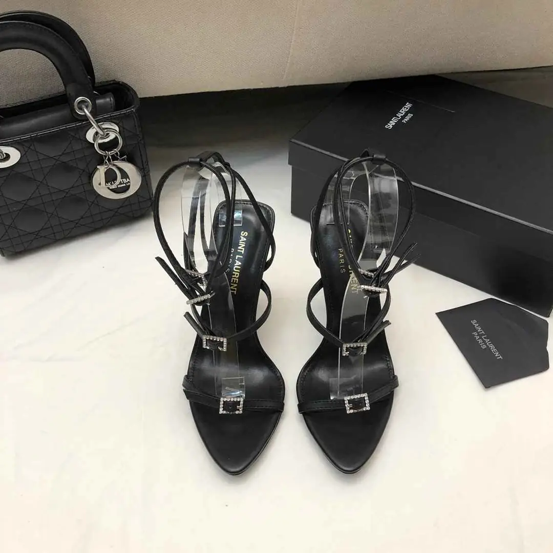 B8179300  圣罗兰时尚钻扣凉鞋 35-39 gallery