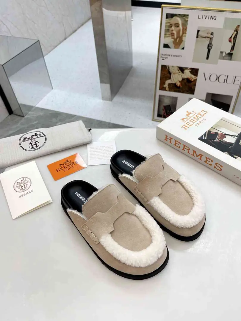 B8198240  爱马仕✨ 勃肯毛毛半拖鞋   码数35-40 gallery