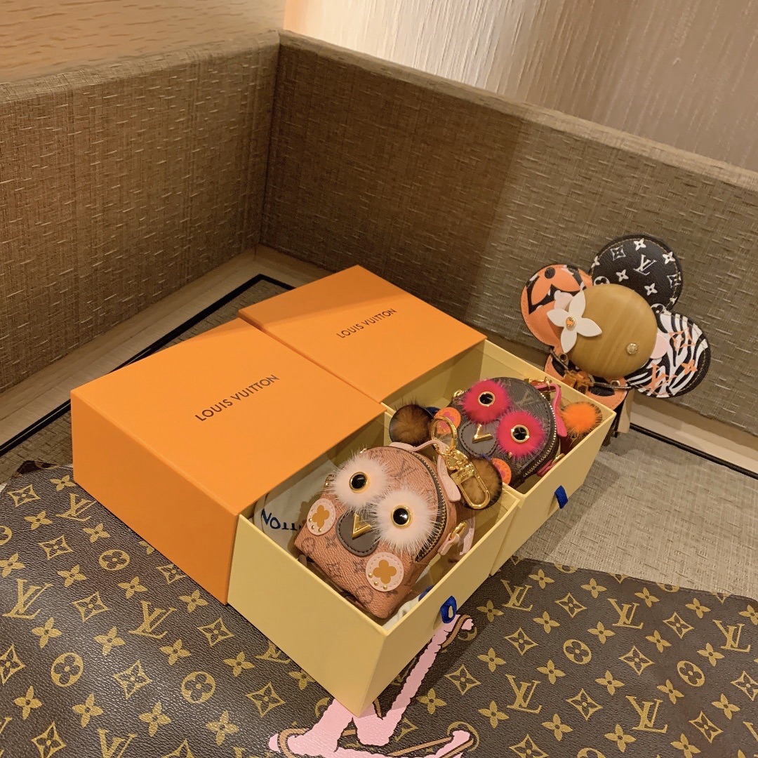 VV012 Backpack key gallery