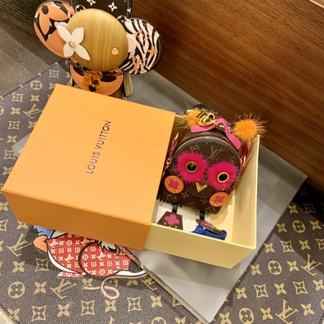 VV012 Backpack key gallery