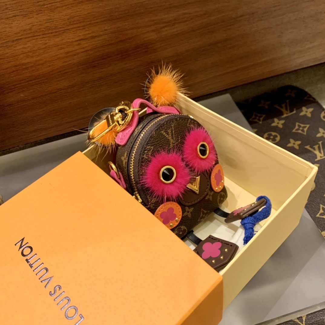 VV012 Backpack key gallery