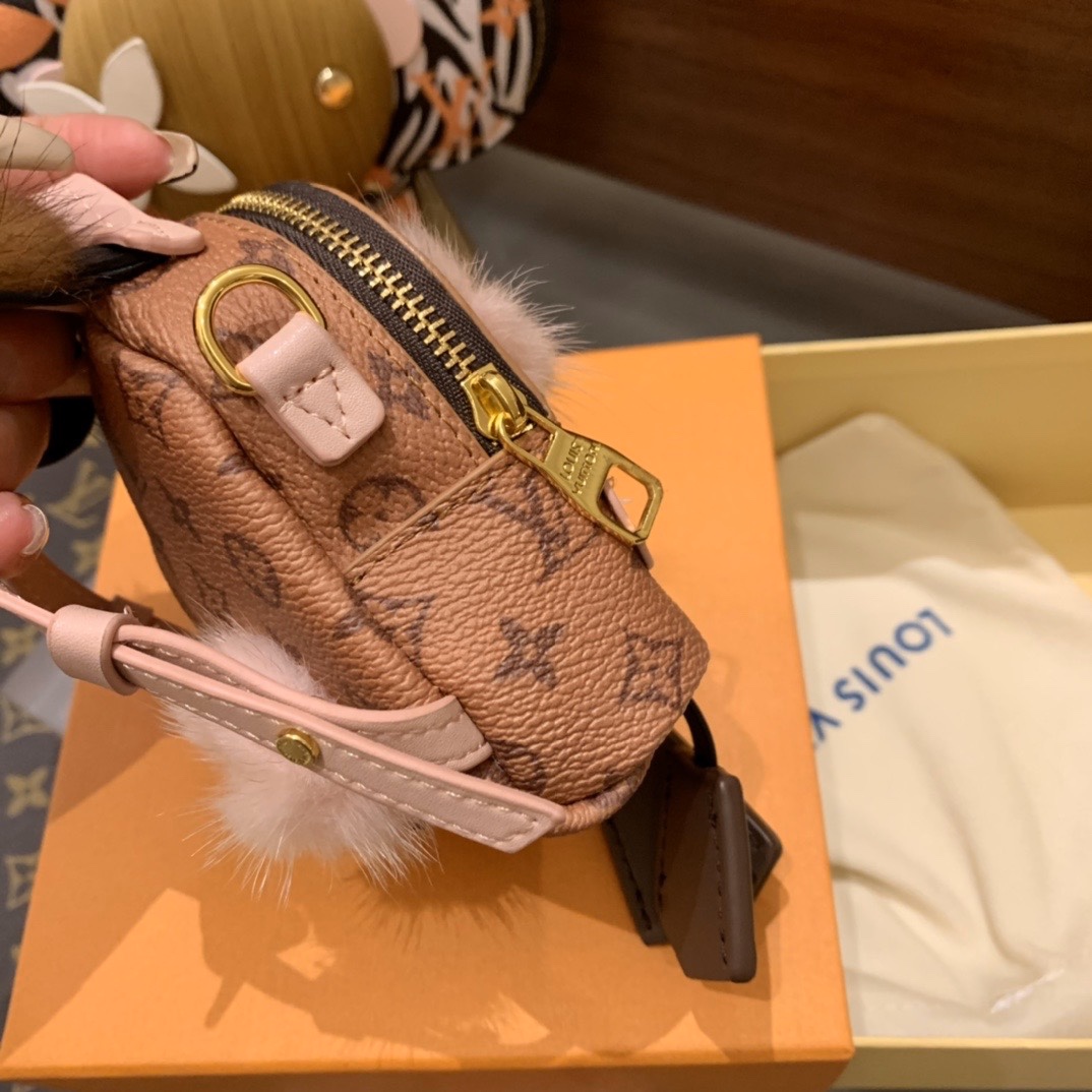 VV012 Backpack key gallery