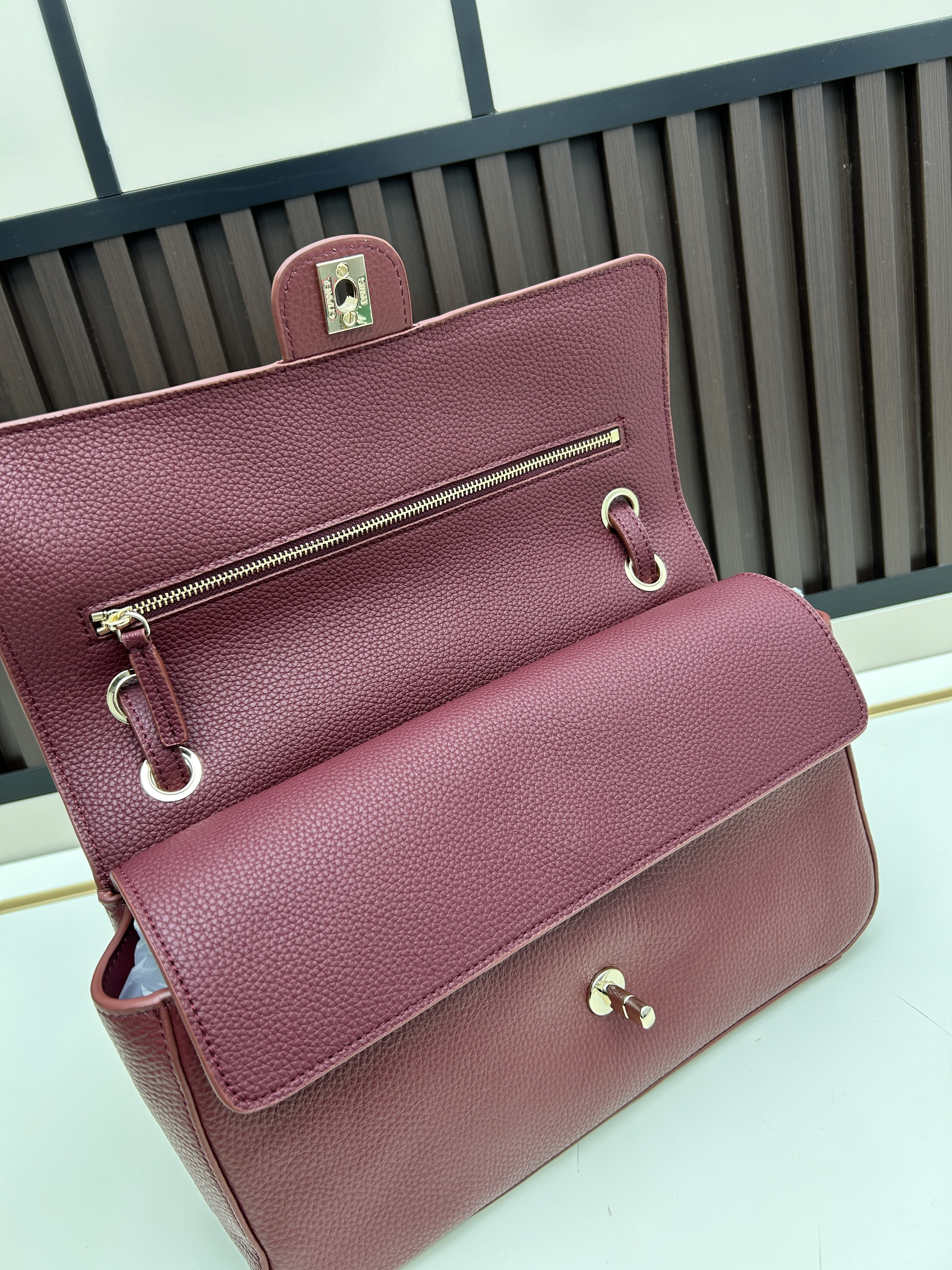 C013/29X10X18CM gallery