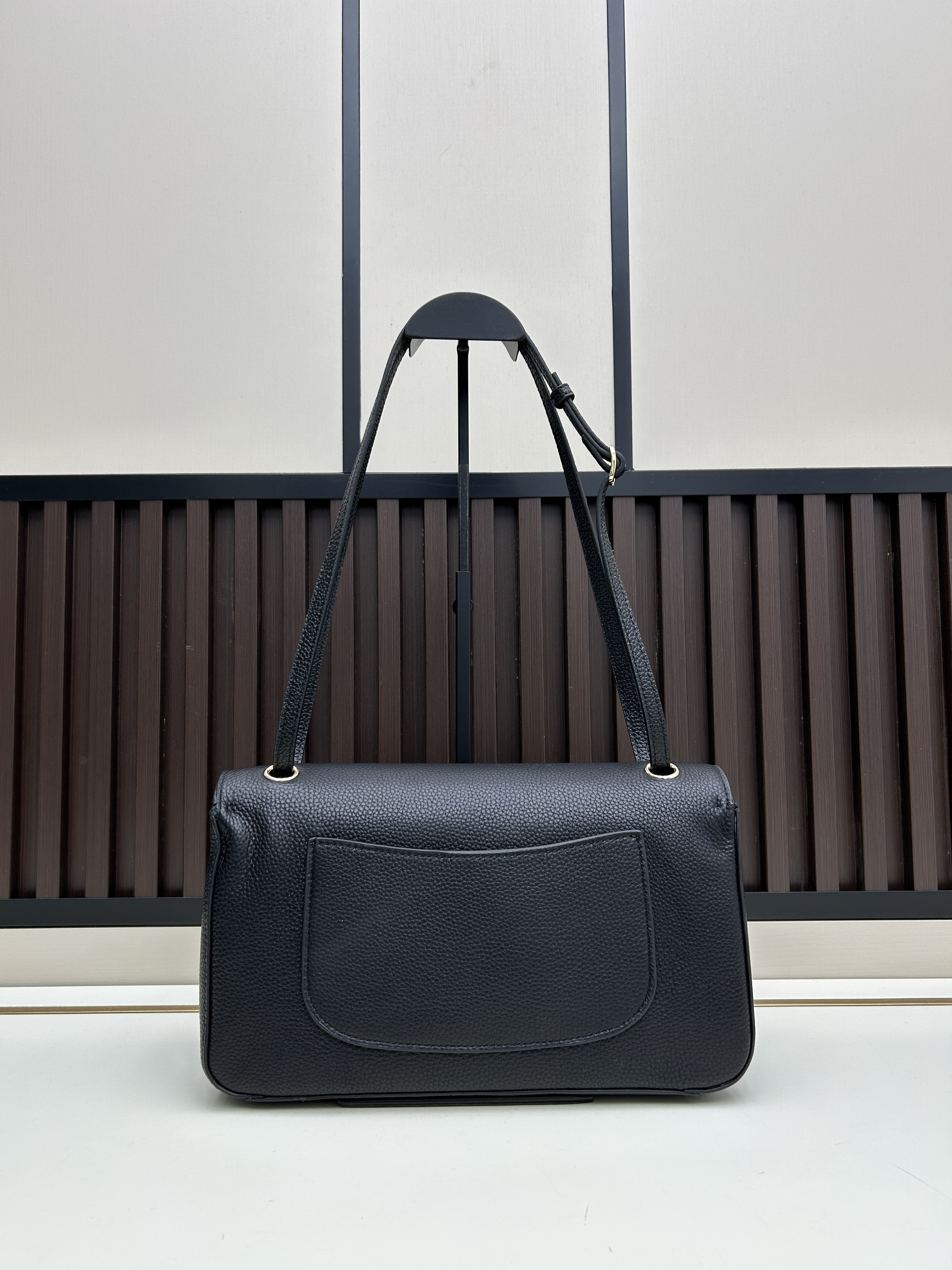 C013/29X10X18CM gallery