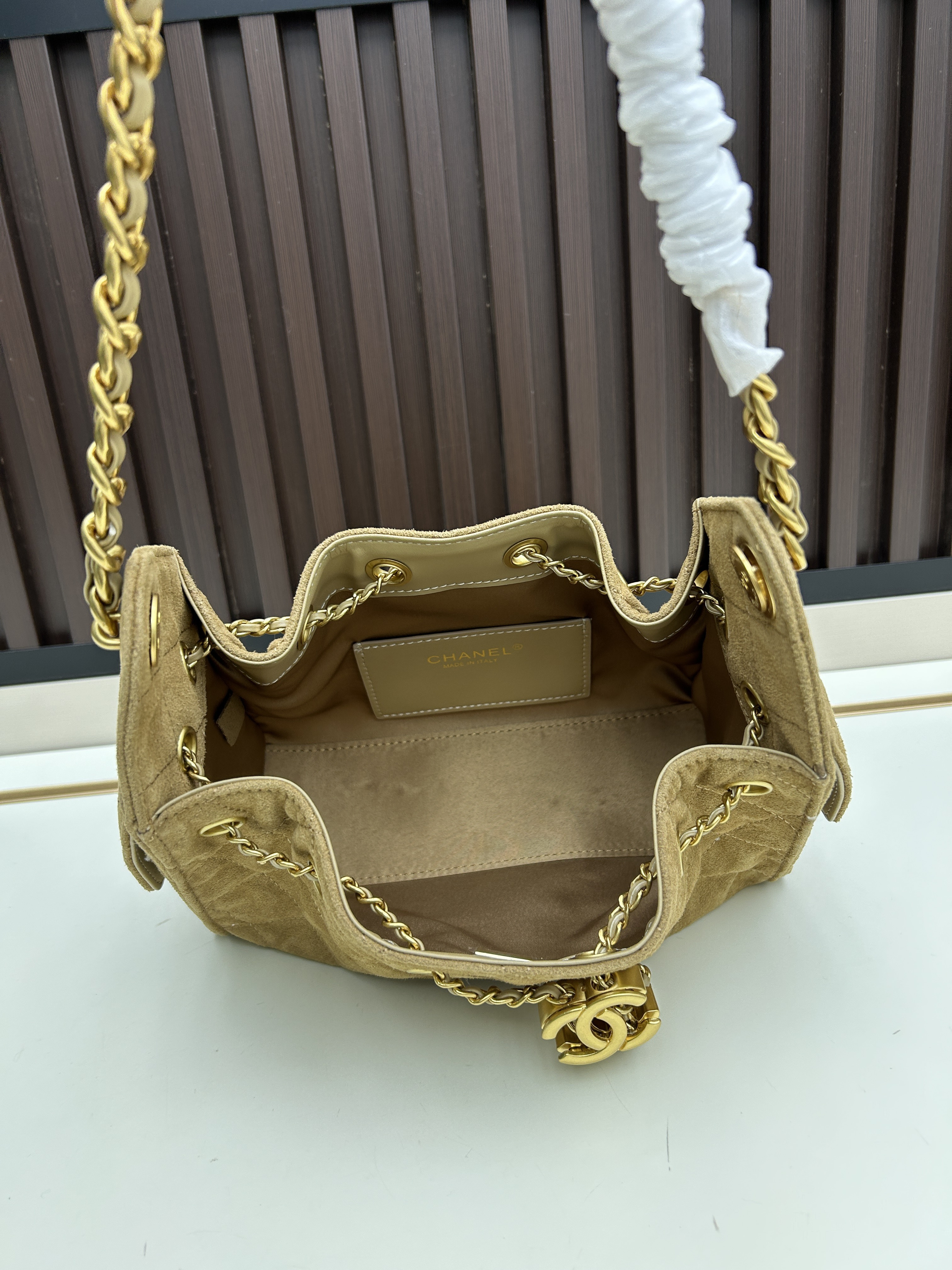 C016/20X22X12CM gallery