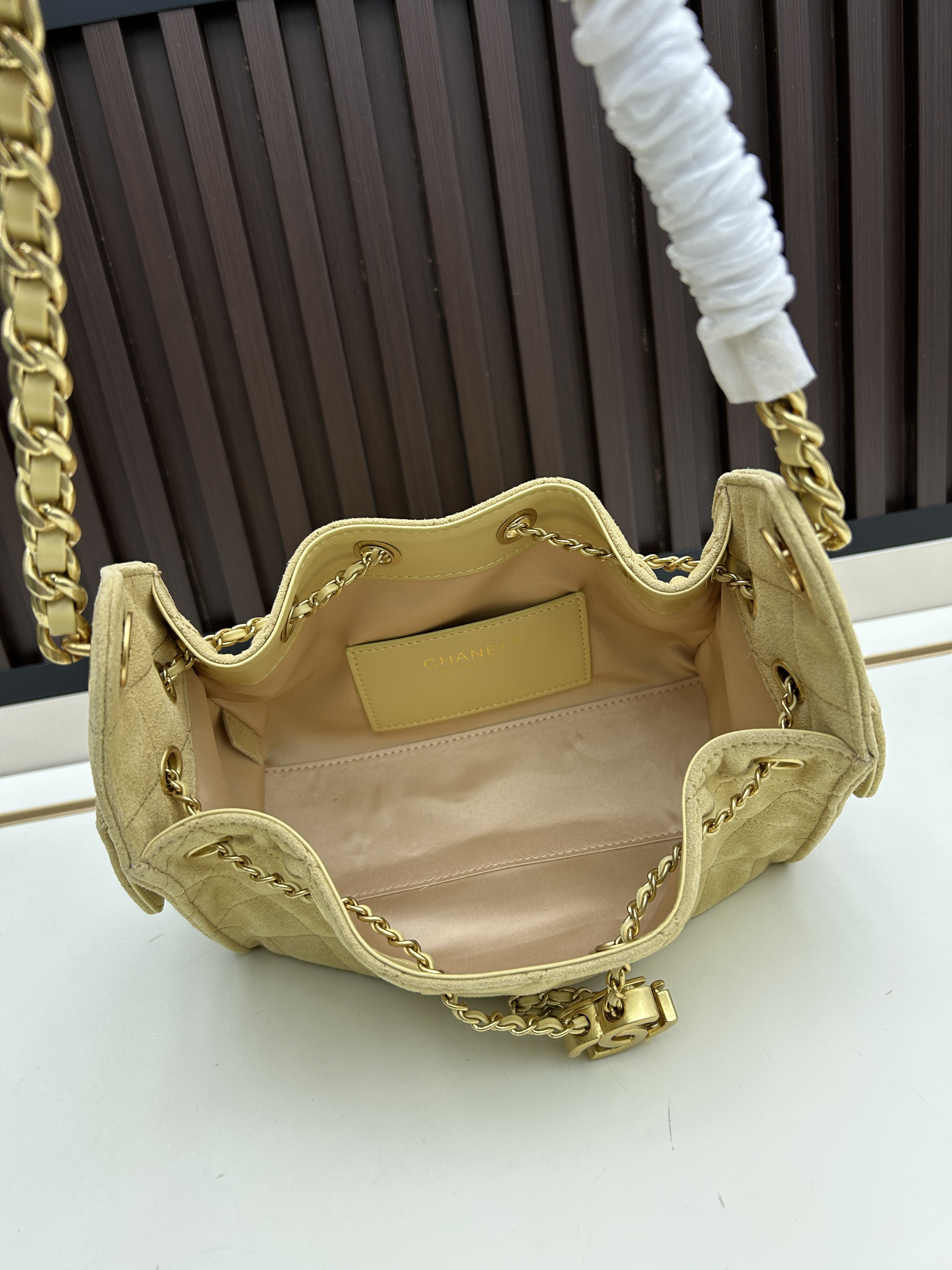 C016/20X22X12CM gallery