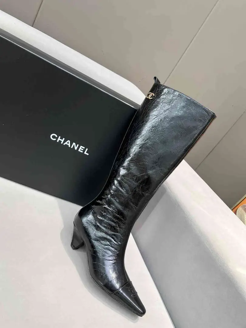 Chanel/香奈儿 双C尖头时尚靴 gallery