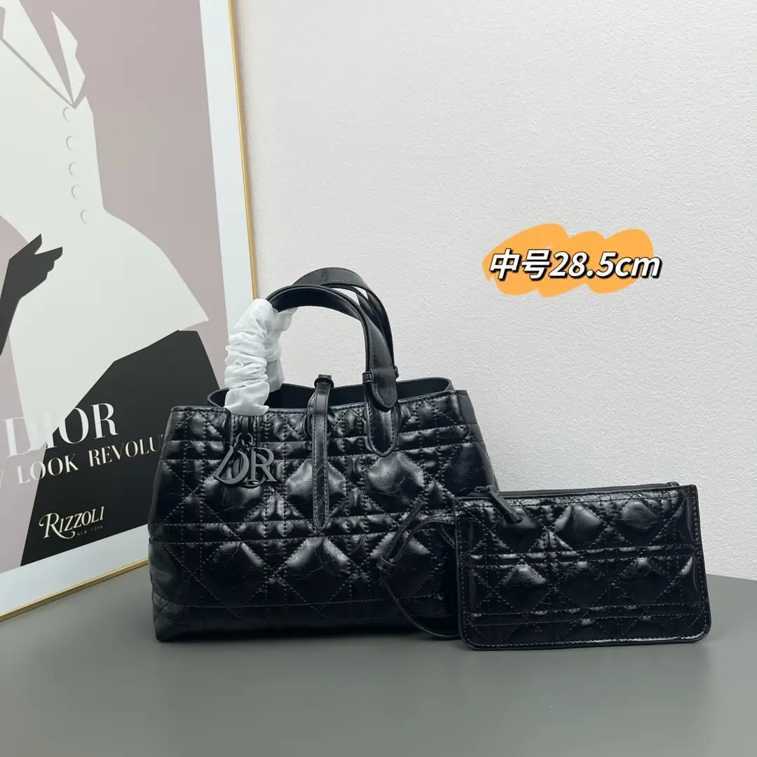 D520中号//28.5CM*19CM*21CM gallery