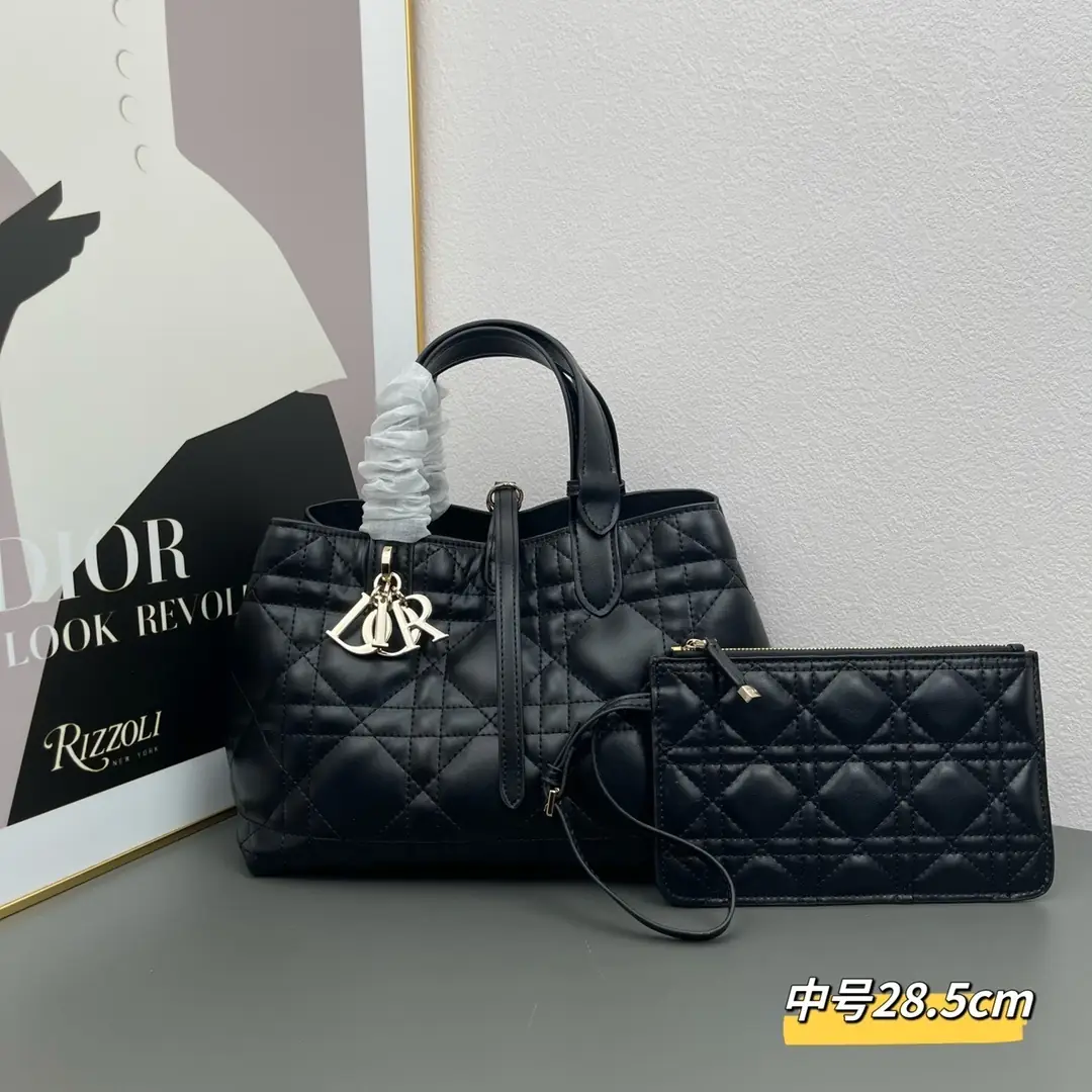 D520中号//28.5CM*19CM*21CM gallery