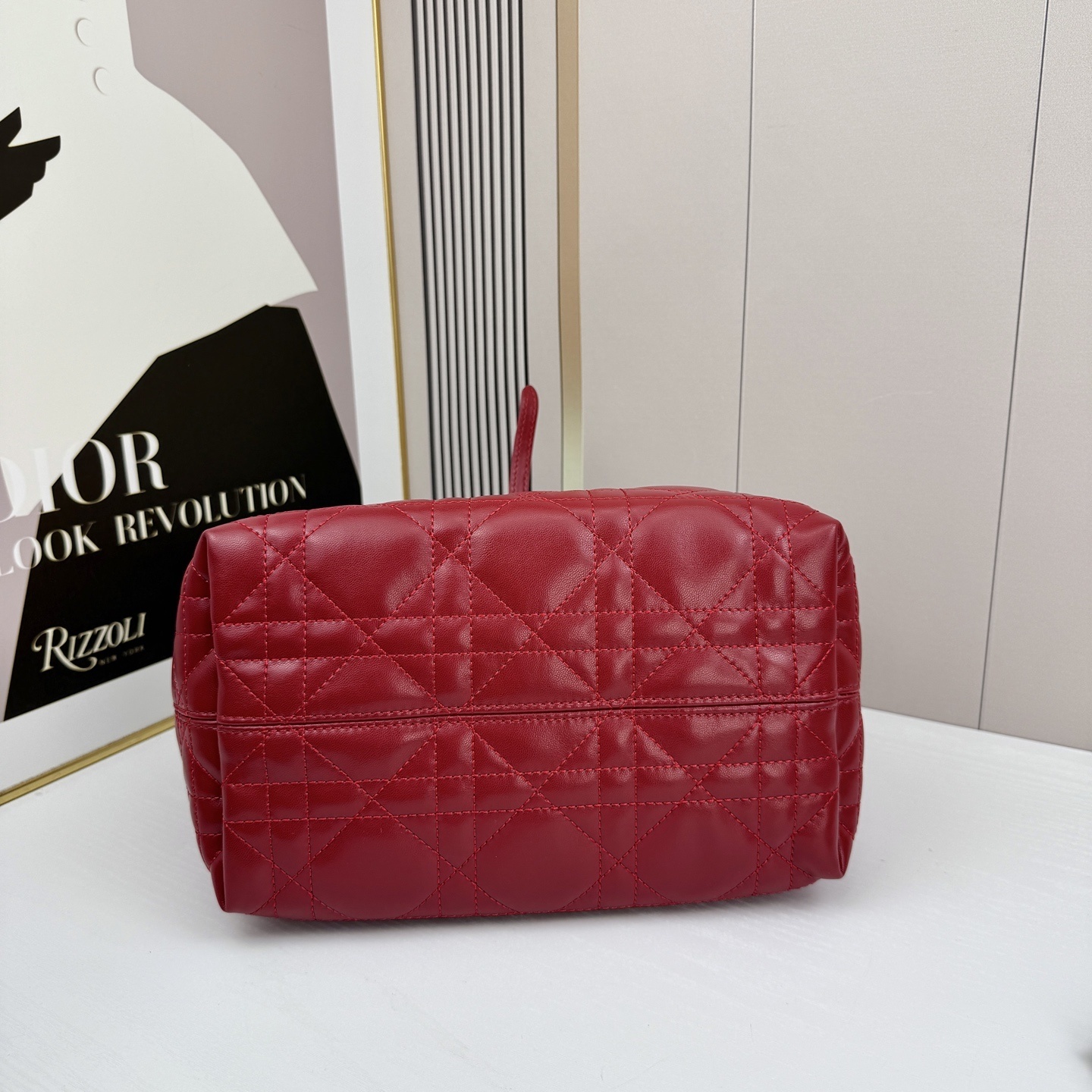 D520中号//28.5CM*19CM*21CM gallery