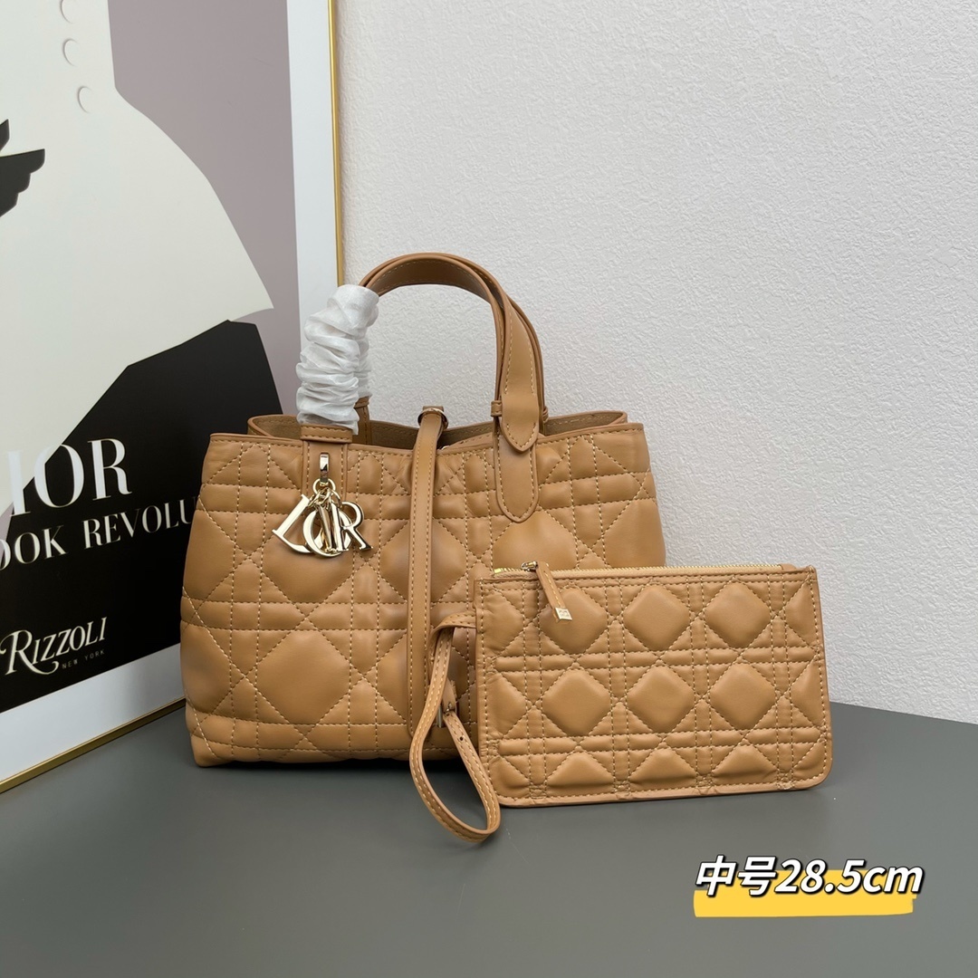 D520中号//28.5CM*19CM*21CM gallery