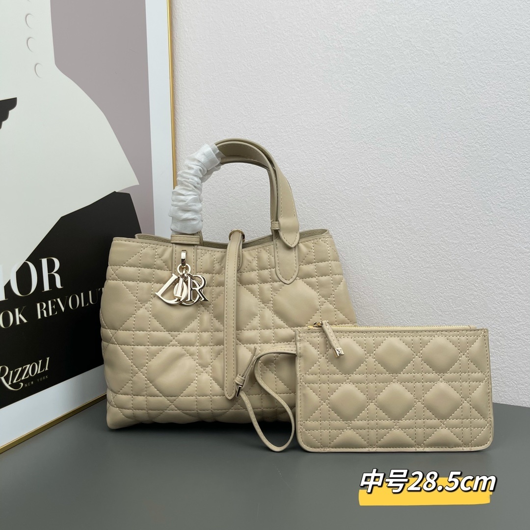 D520中号//28.5CM*19CM*21CM gallery