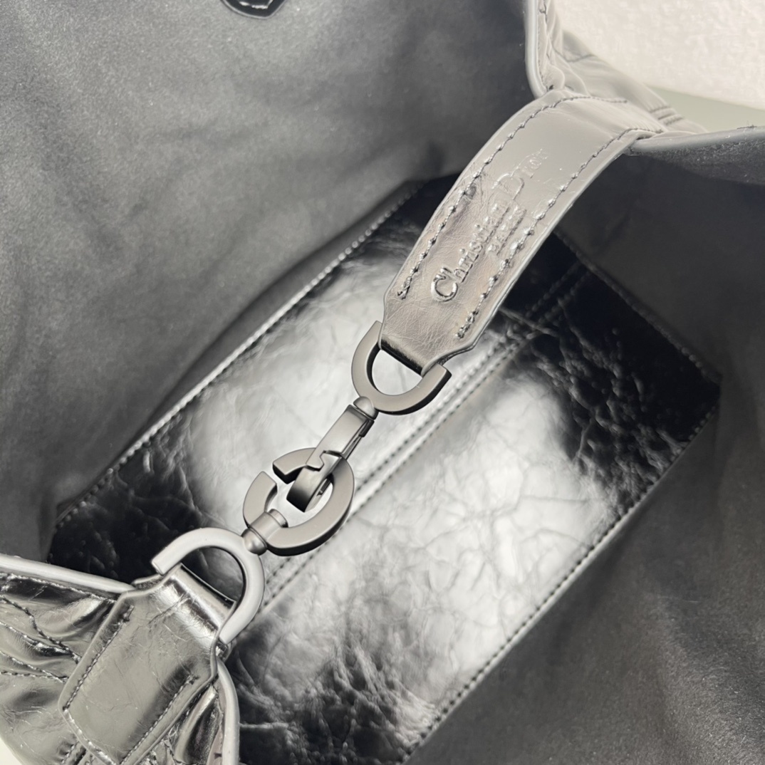 D520中号//28.5CM*19CM*21CM gallery