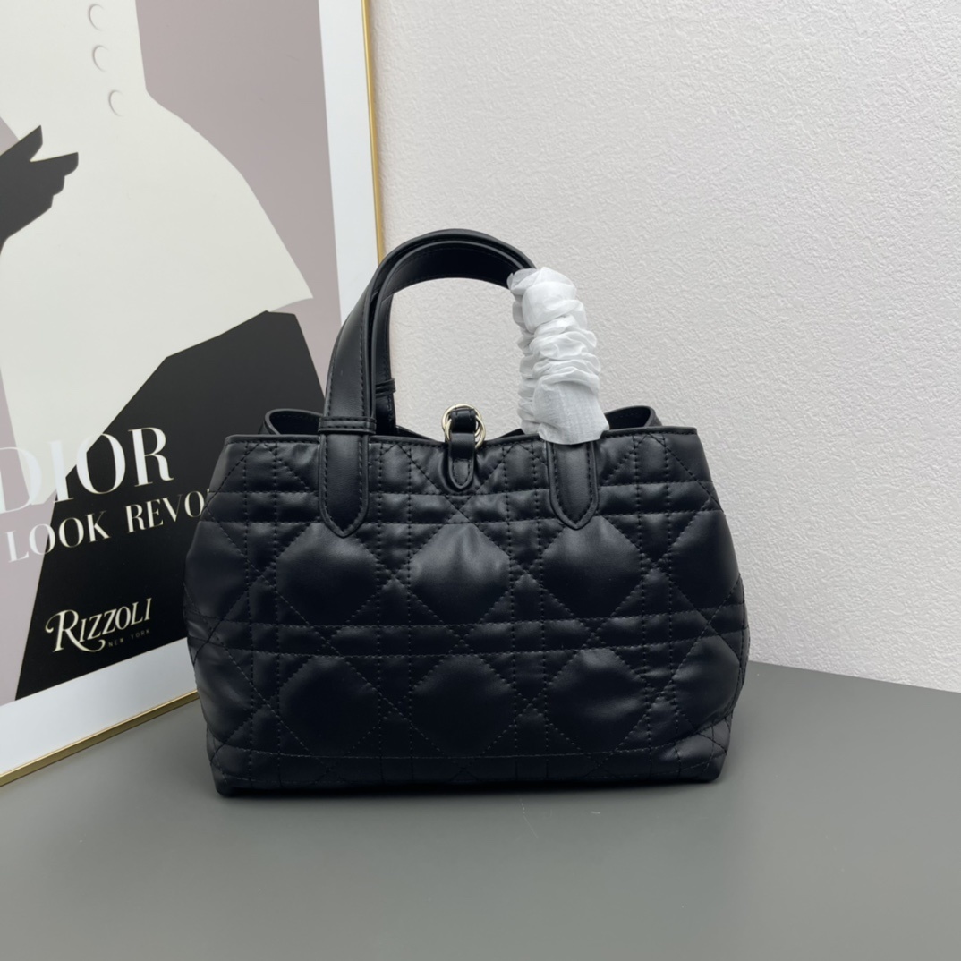 D520中号//28.5CM*19CM*21CM gallery