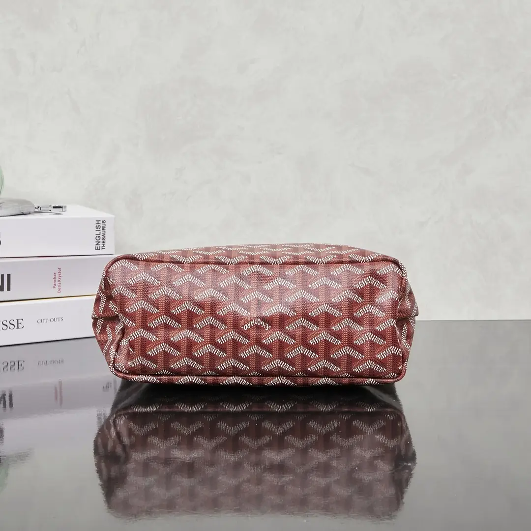 DY0201 戈雅小号腋下包/561/26CM*21CM*10CM gallery