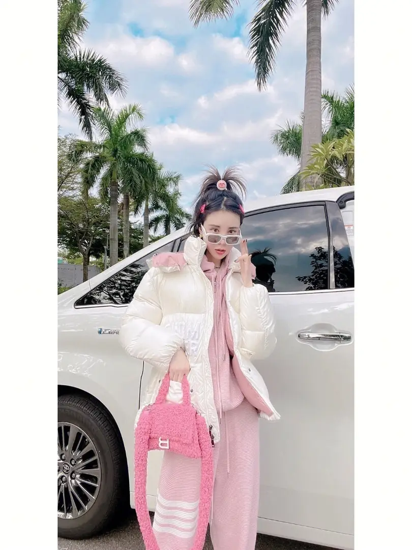 FW22 Abbaye面包服 gallery