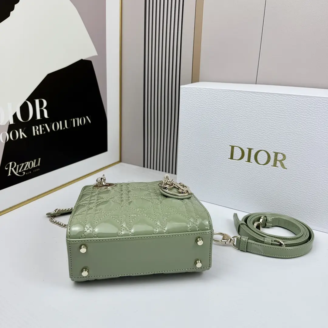 M0505/032/17x14x9CM gallery