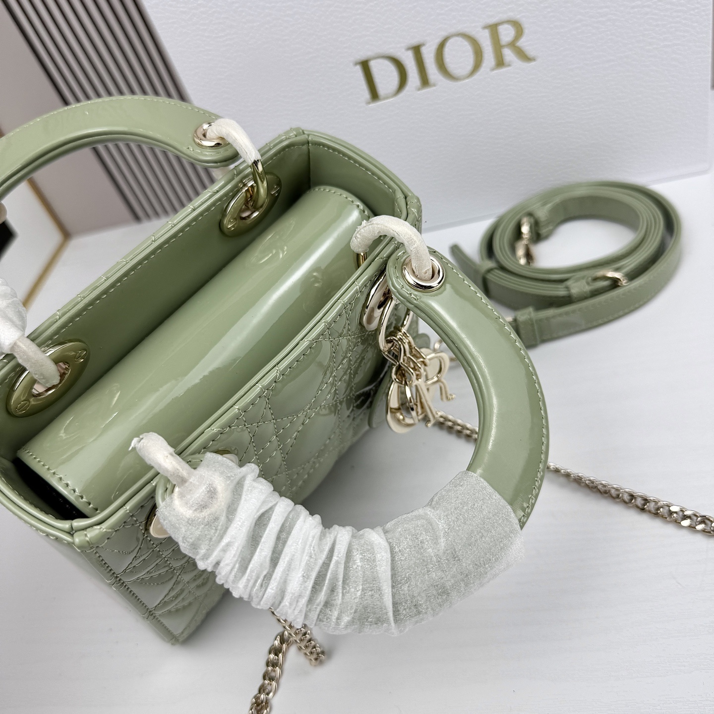 M0505/032/17x14x9CM gallery