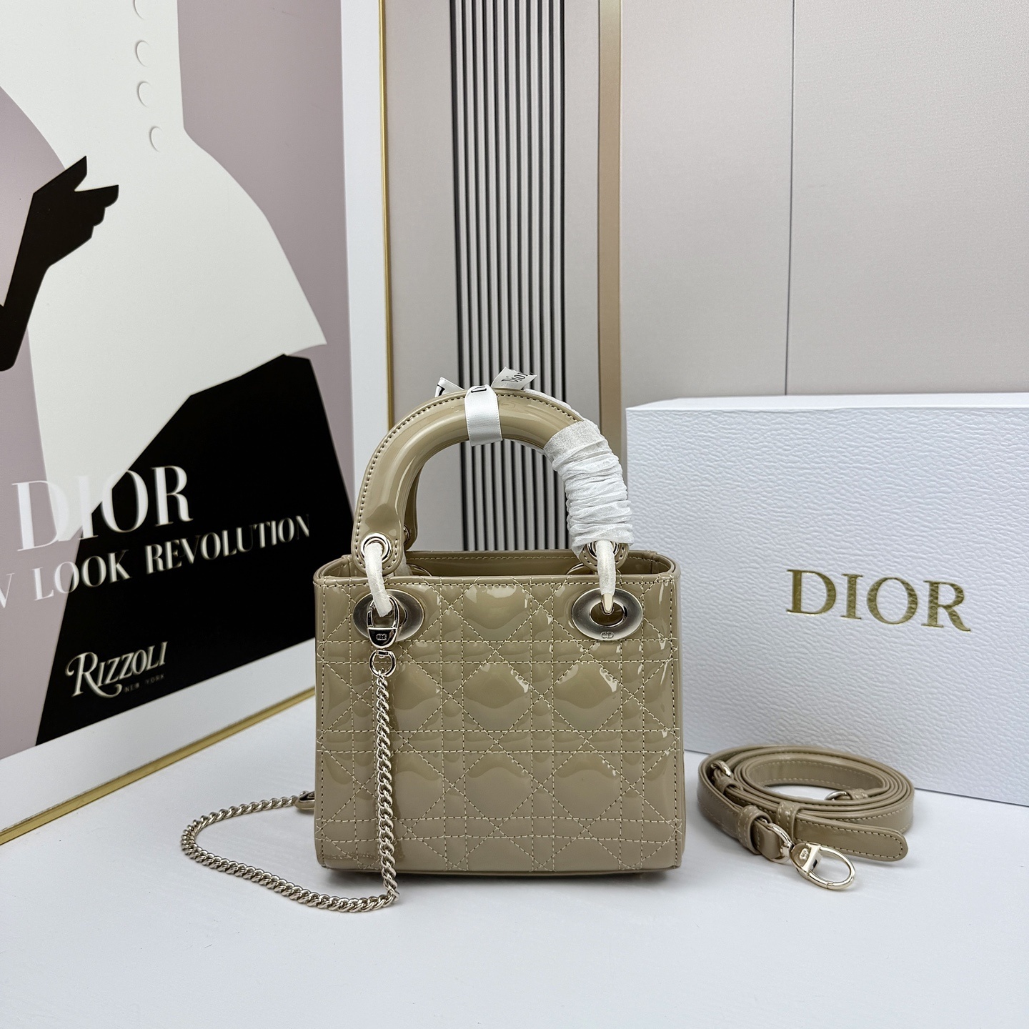 M0505/032/17x14x9CM gallery