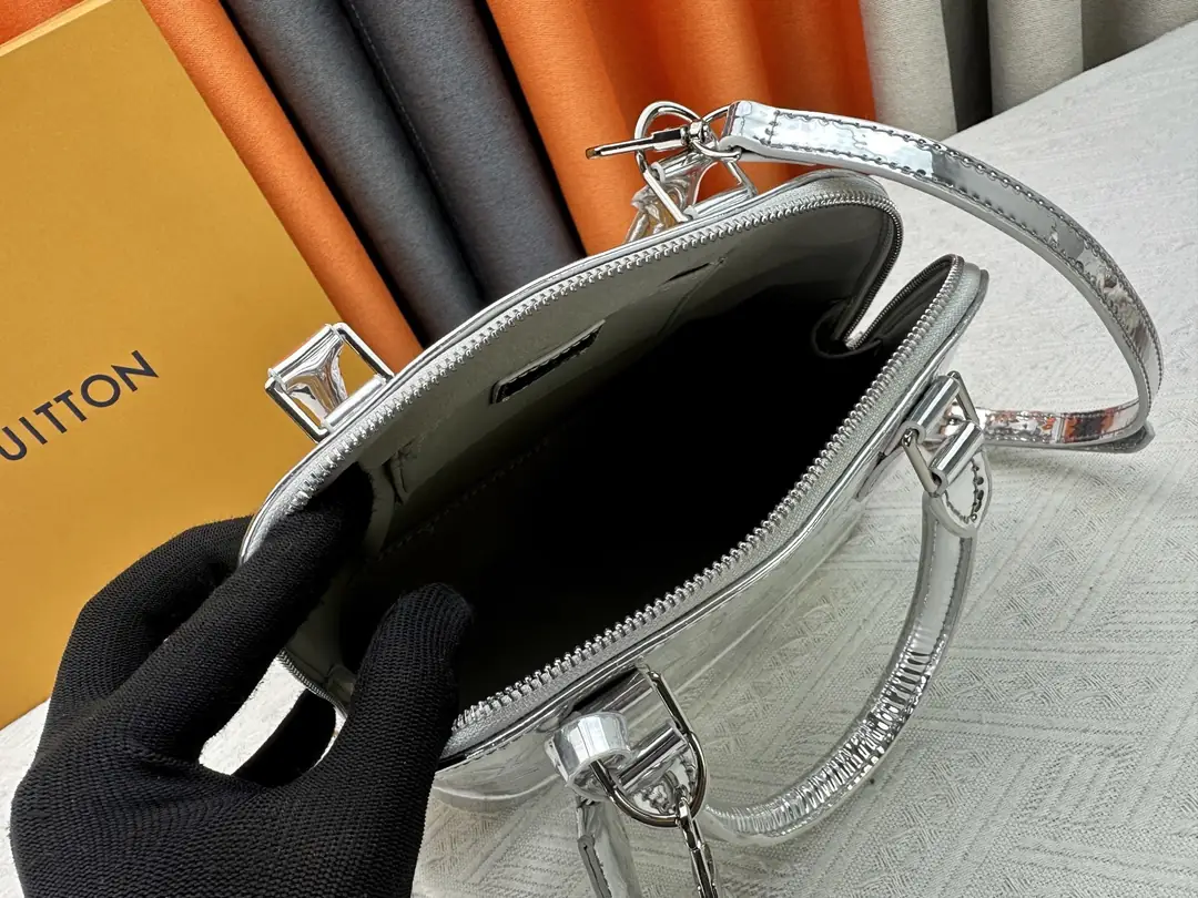 M11835/M53151/23.5X17.5X11.5CM gallery