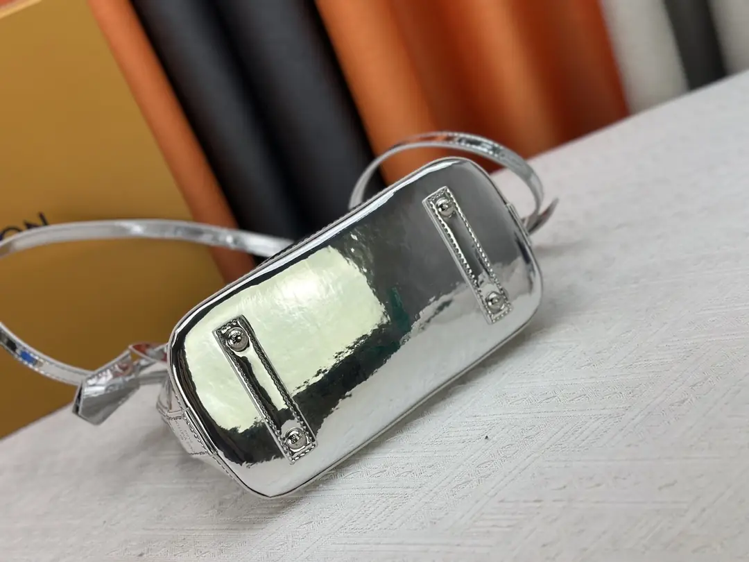 M11835/M53151/23.5X17.5X11.5CM gallery