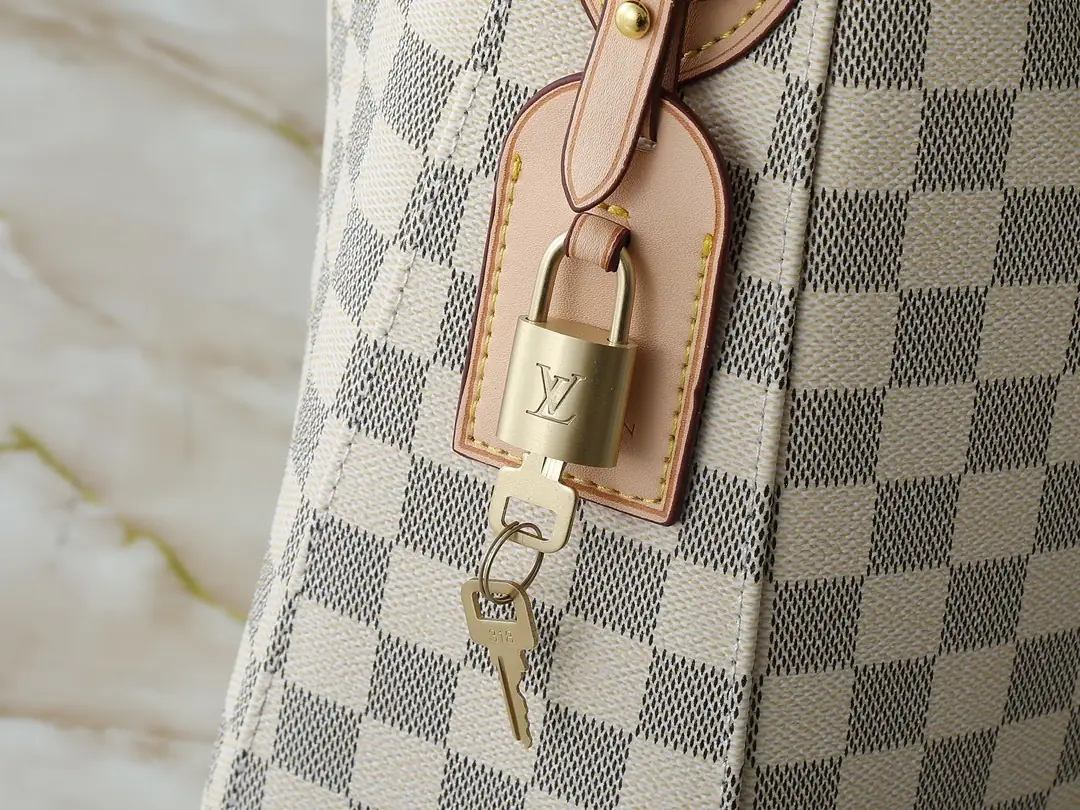 M12098/071/41CM*33CM*10CM gallery