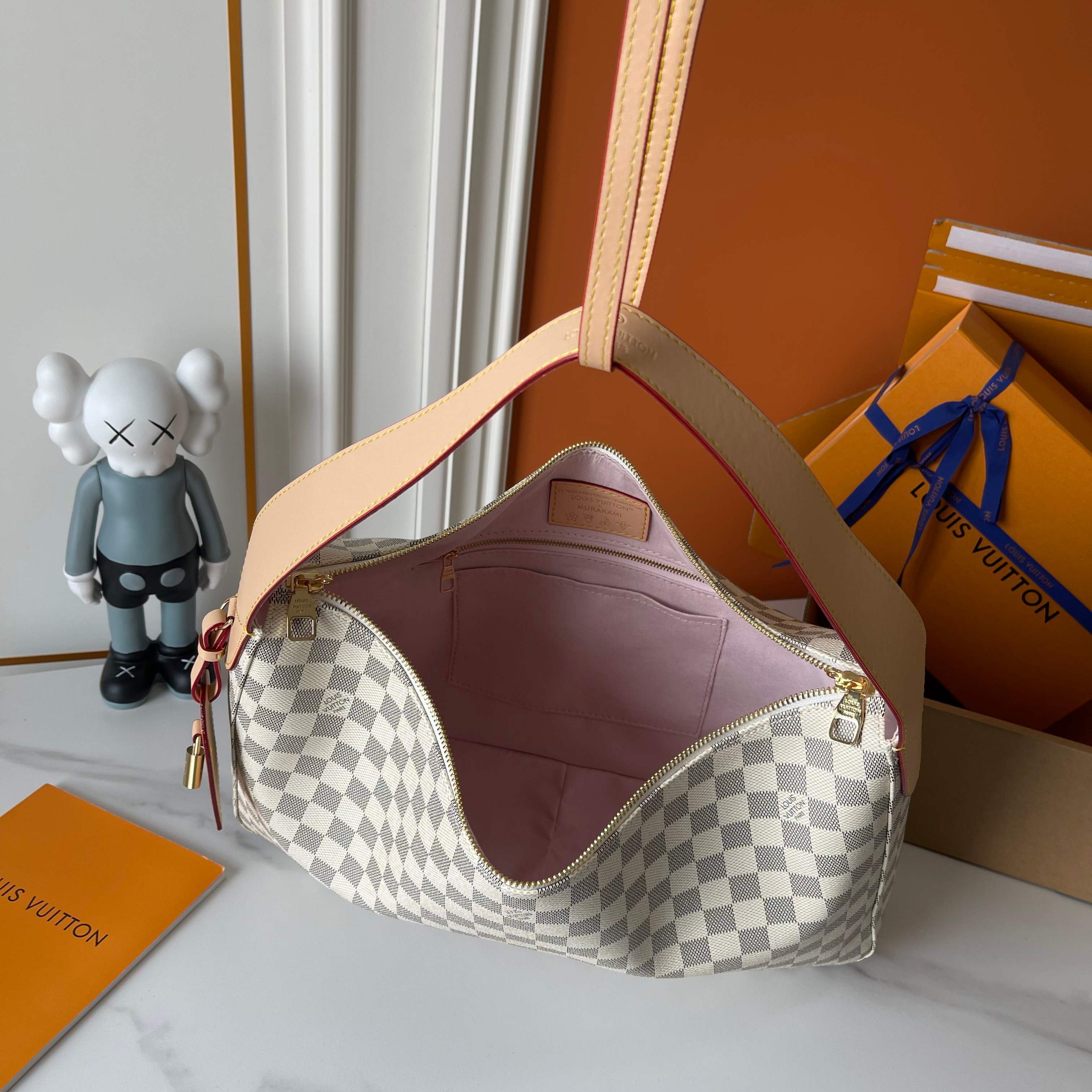 M12098/071/41CM*33CM*10CM gallery